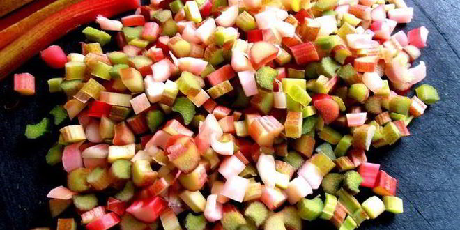 Рецепт штруделя из ревеня и изюма