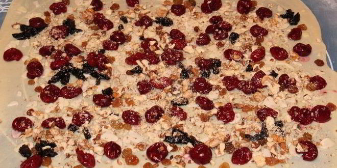 Рецепт штруделя из вытяжного теста с вишнями