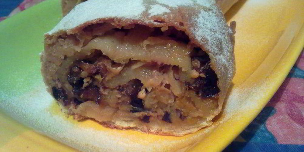 Как приготовить штруделя с капустой, творогом и черносливом