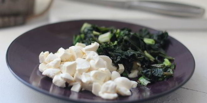 Рецепт штруделя с лососем, моцареллой и шпинатом