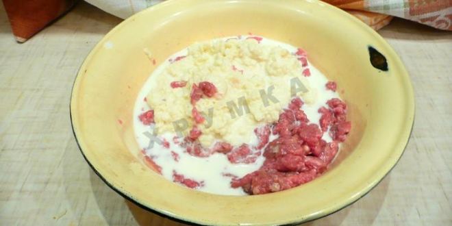 Рецепт штруделя с мясом из слоеного теста