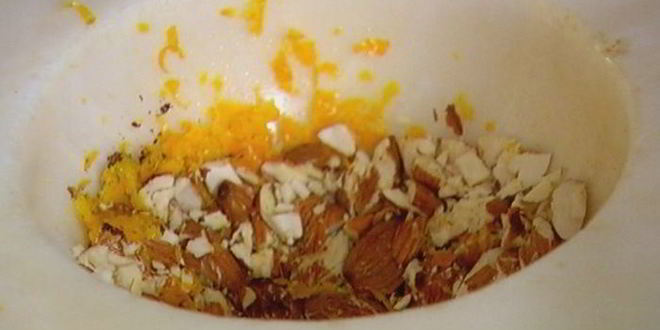 Рецепт штруделя с тыквой, изюмом и вяленой вишней