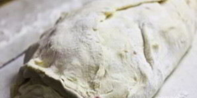 Рецепт штруделя с вишней из слоеного теста