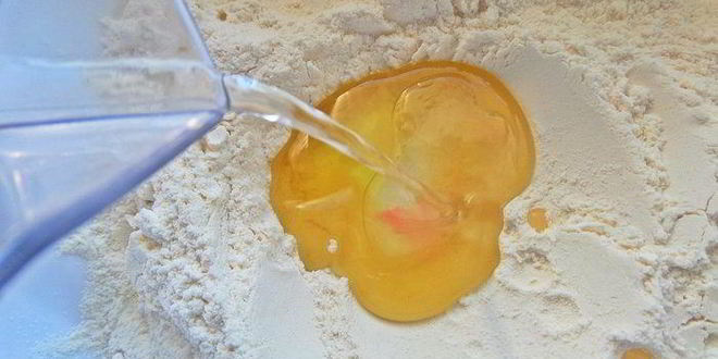 Рецепт штруделя с яблоками и голубикой