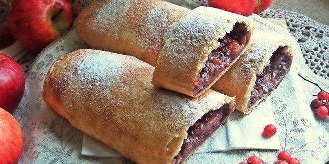 Рецепт штруделя с яблоками и голубикой