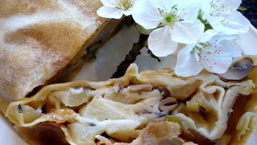 Рецепт Штруделя с яблоками и грибами Ирония судьбы