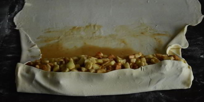Рецепт яблочно-грушевого штрудель