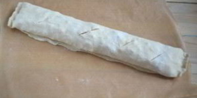 Рецепт яблочного штруделя из слоеного теста