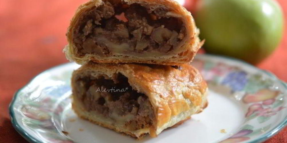 Как приготовить яблочного штруделя по-простому