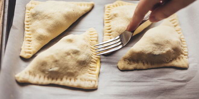 Рецепт слоек с фетой и шпинатом