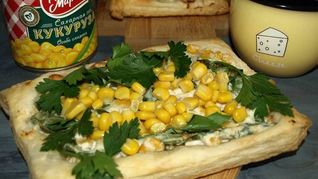 Рецепт Слоек с рикоттой, шпинатом и сладкой кукурузой