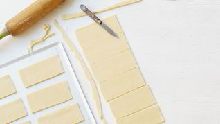 Рецепт Слоек с творогом из дрожжевого теста