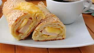 Рецепт Слоек с ветчиной и сыром