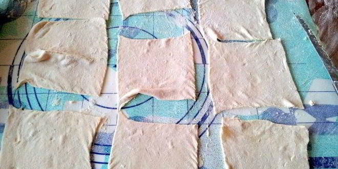 Рецепт слоек с виноградом