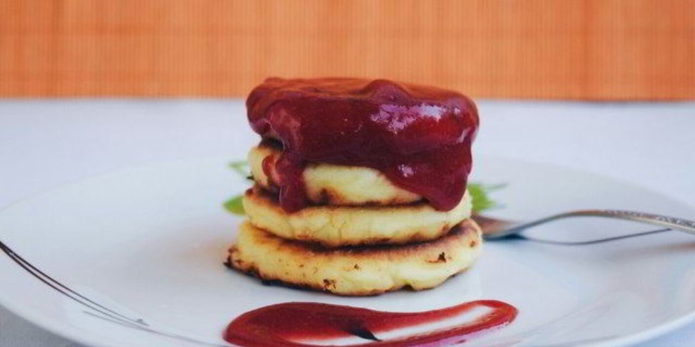 Как приготовить классические сырники