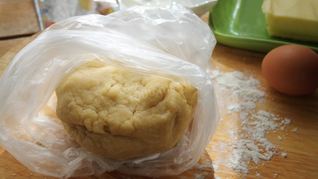 Рецепт Песочного теста для сочников на сметане