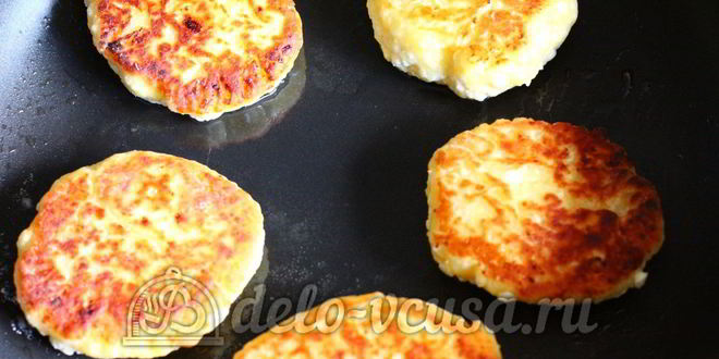 Рецепт сырников из творога с яблоками