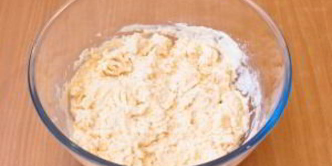 Рецепт сырников с вишневым соусом