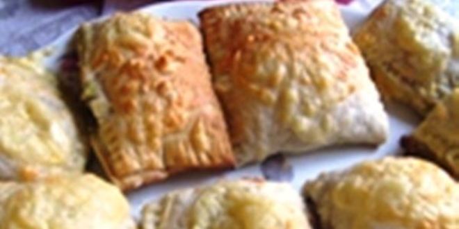 Рецепт сырно шпинатные слойки