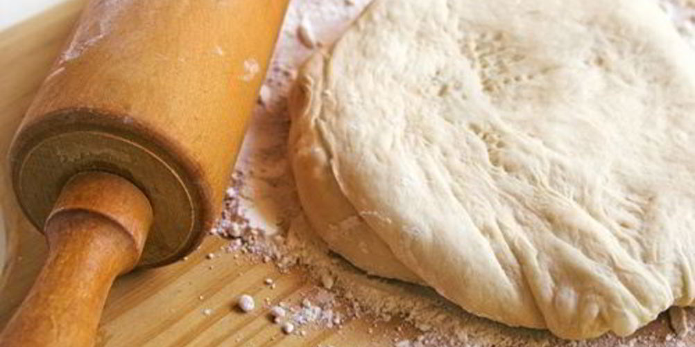 Как приготовить дрожжевое тесто на сметане с содой