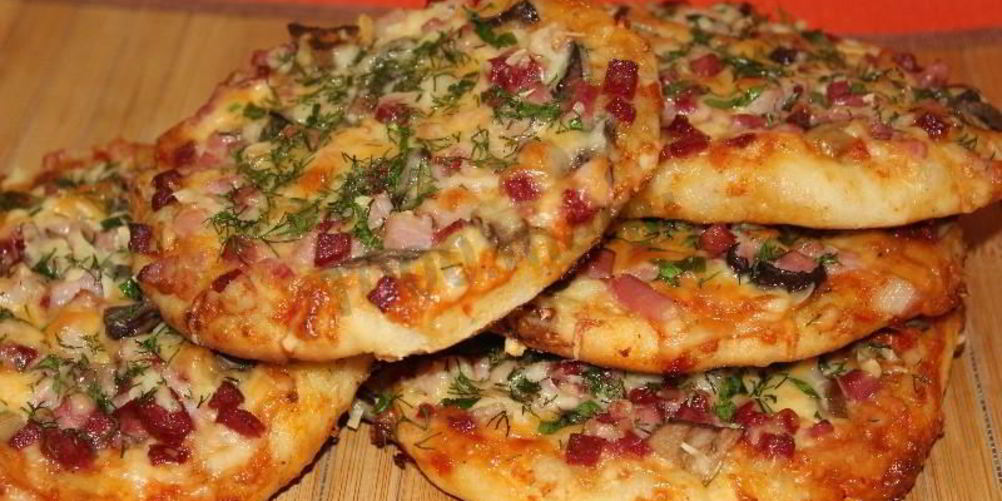 Как приготовить тонкое тесто и соус для итальянской пиццы