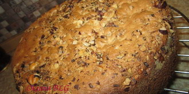 Рецепт бисквита с инжиром и вяленой черешней