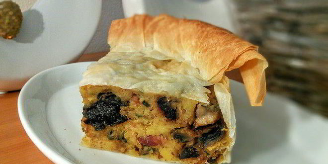 Рецепт картофельно-грибного торт с черносливом