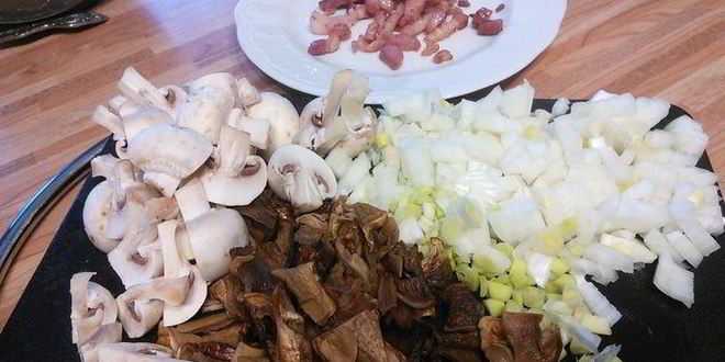 Рецепт картофельно-грибного торт с черносливом