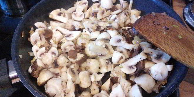 Рецепт картофельно-грибного торт с черносливом