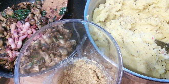 Рецепт картофельно-грибного торт с черносливом