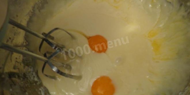 Рецепт праздничного торта со сгущенкой