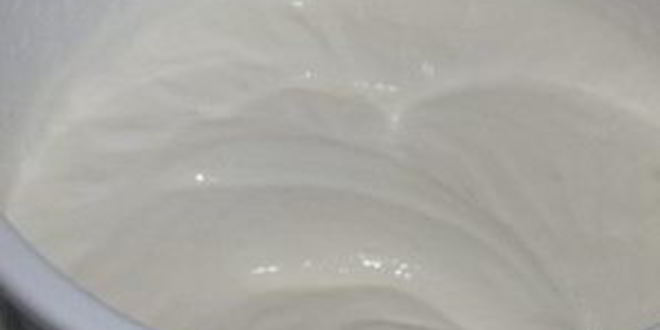 Рецепт сметанного торта с клубникой