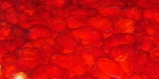 Рецепт сметанного торта с клубникой