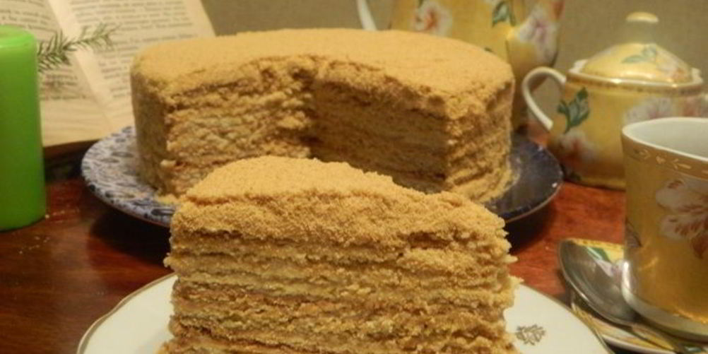 Как приготовить торт медовик без яиц