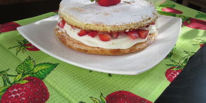 Рецепт торта с безе клубника со сливками