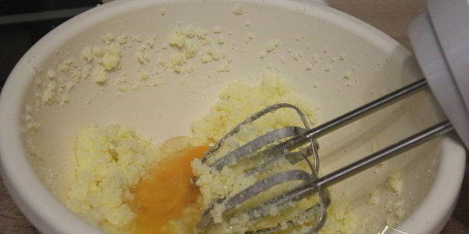 Рецепт торта с масляным кремом и джемом глинтвейн