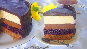 Рецепт Торта Шоколадные сны с ягодной прослойкой