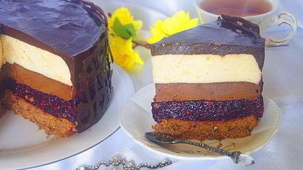 Рецепт Торта Шоколадные сны с ягодной прослойкой