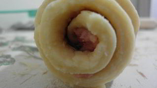 Рецепт Творожных рулетиков-улиток с мясом