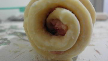 Рецепт Творожных рулетиков-улиток с мясом