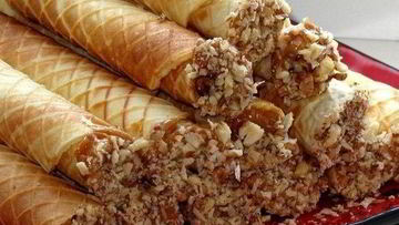 Рецепт Домашних вафель с начинкой из сгущенки