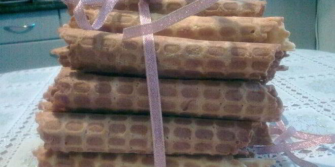 Рецепт хрустящих вафельных трубочек
