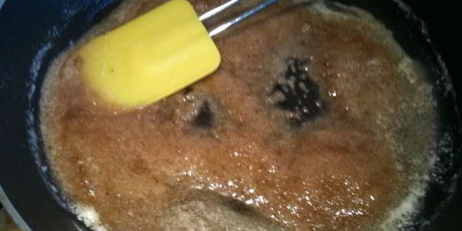 Рецепт слоеных вафель с карамельными яблоками