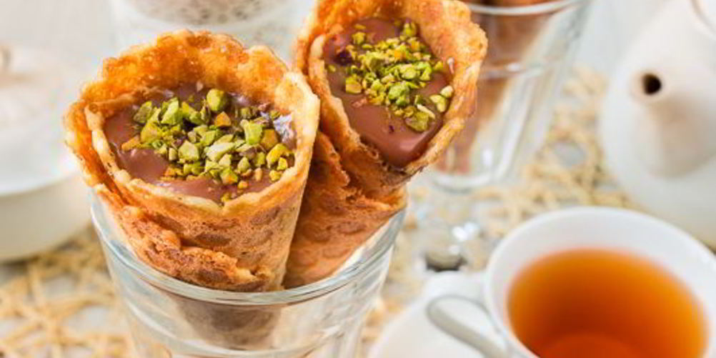 Как приготовить вафельные трубочки с заварным шоколадным кремом