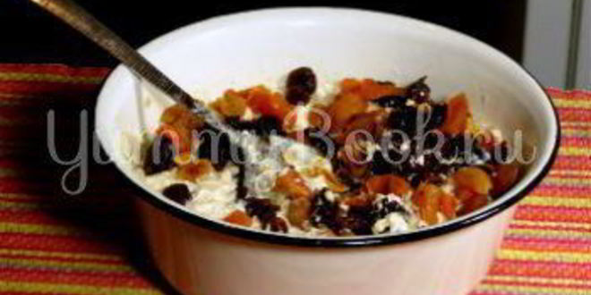 Рецепт выпечки диетической из геркулеса с творогом и сухофруктами