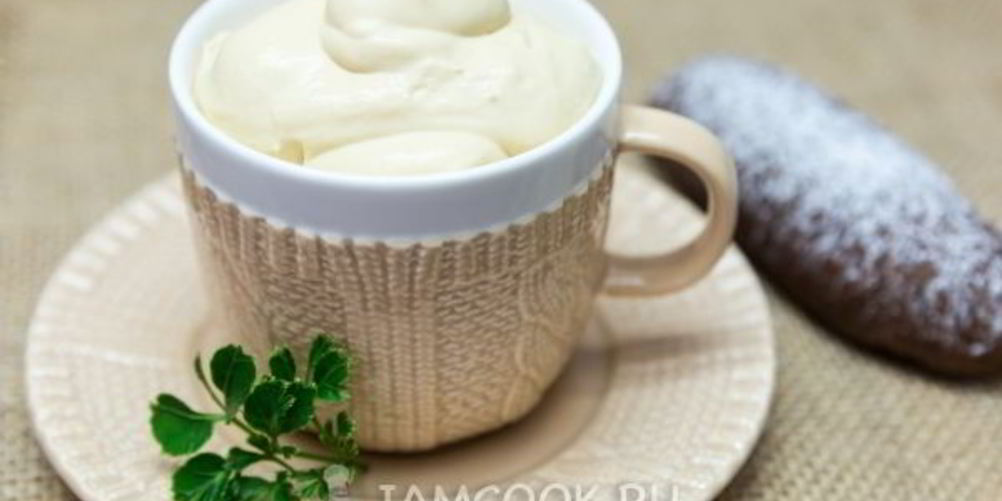 Как приготовить карамельный крем для эклеров