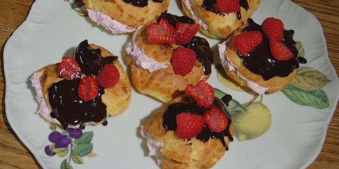 Рецепт малиновых эклеров