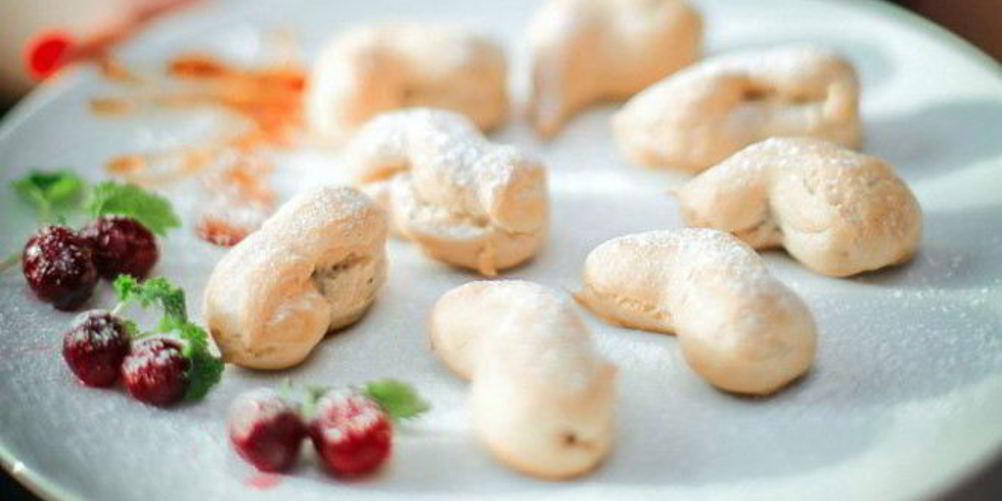 Как приготовить профитроли с кремом