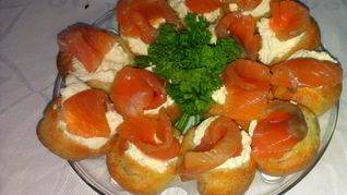 Рецепт Профитролей с лососем