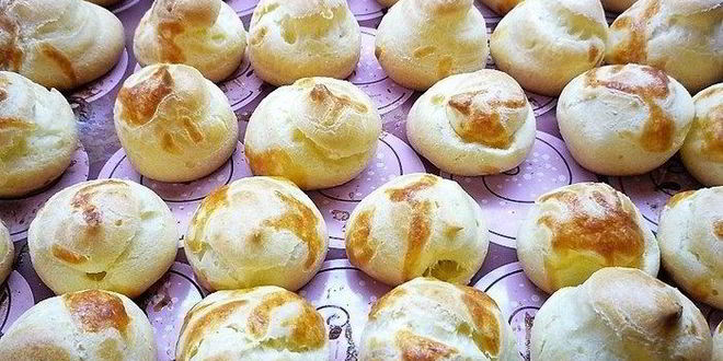 Рецепт профитролей с пармезаном и муссом из крабового мяса